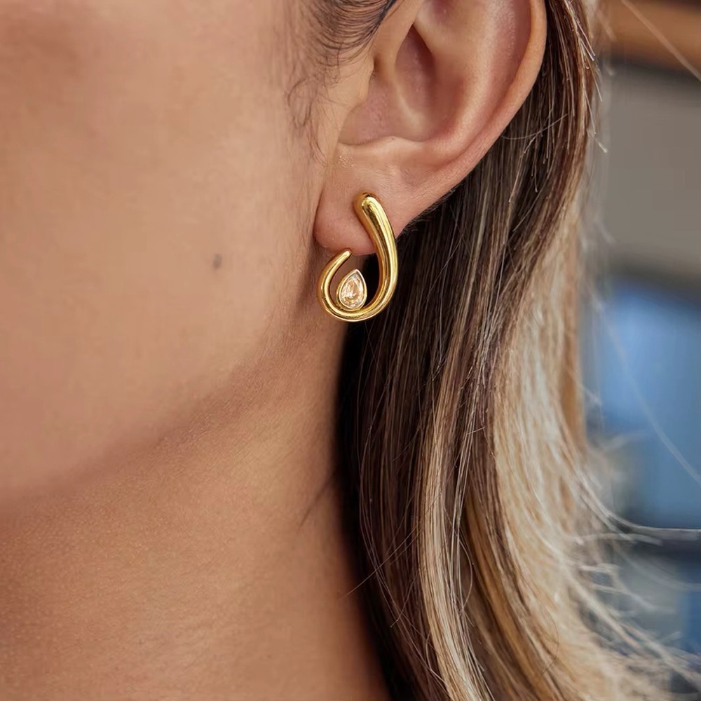 18K Gold Plated Teardrop Earrings